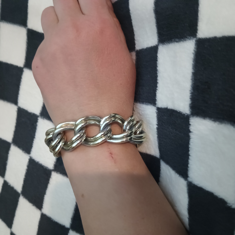 Elegant Silver Bracelet